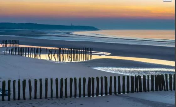Comme Un Air De Chez Soi Leilighet Calais Eksteriør bilde